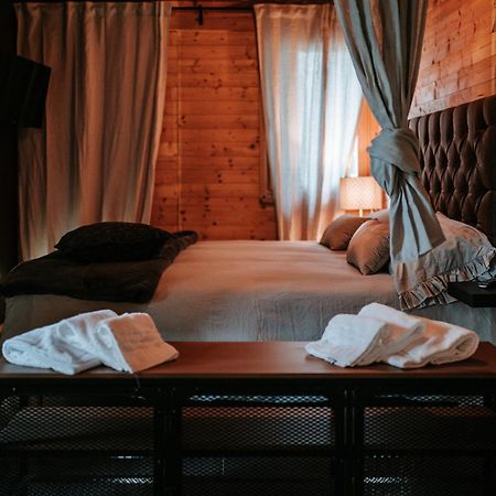 Basciano L'Anfora Country Club Bed & Breakfast エクステリア 写真
