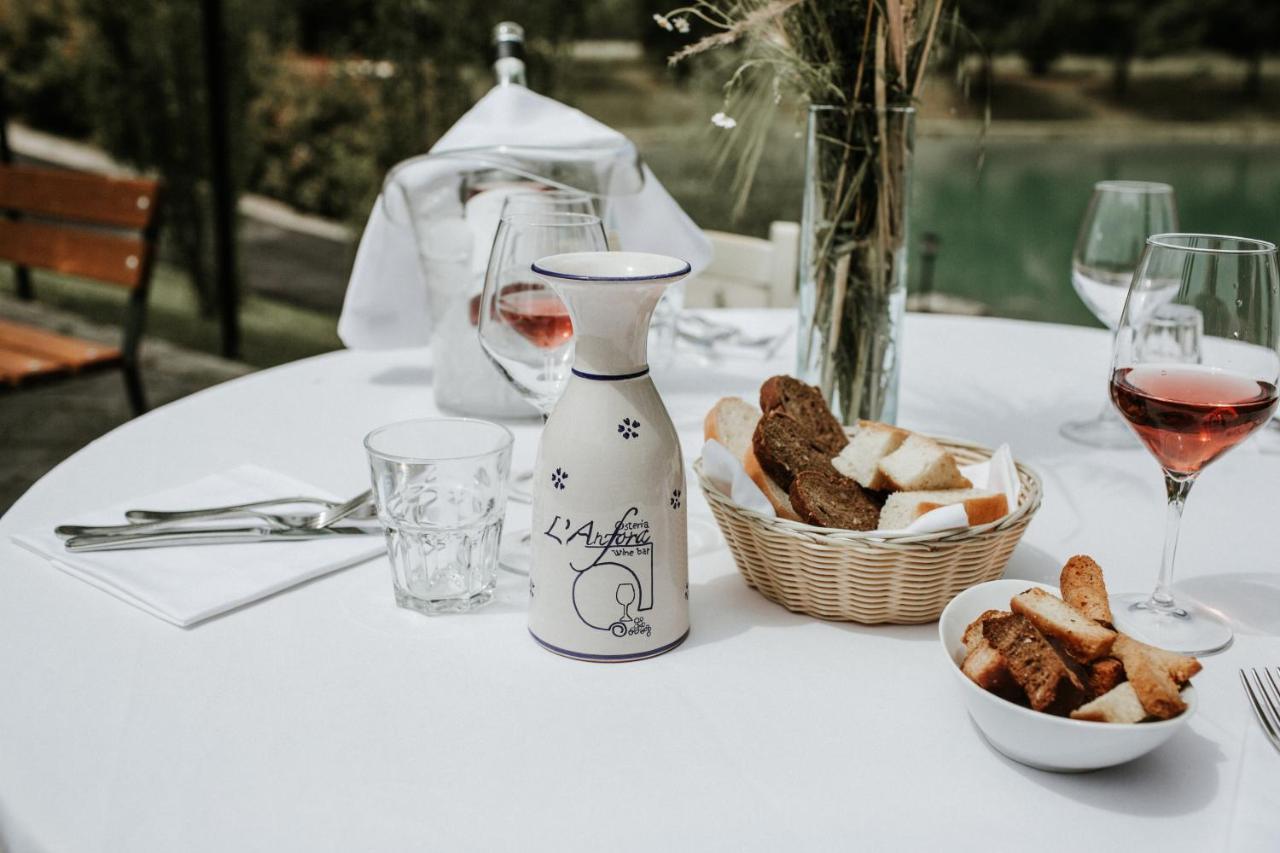 Basciano L'Anfora Country Club Bed & Breakfast エクステリア 写真