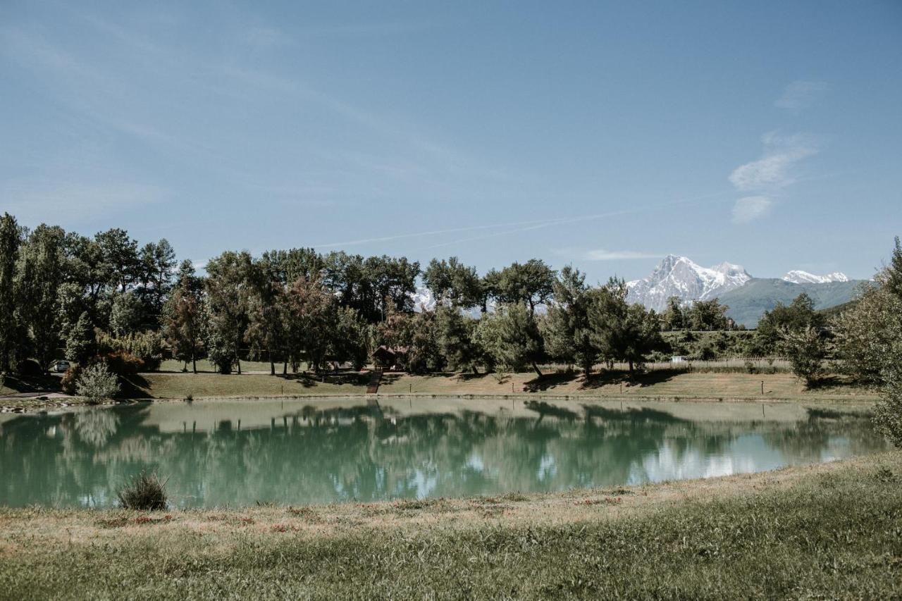 Basciano L'Anfora Country Club Bed & Breakfast エクステリア 写真