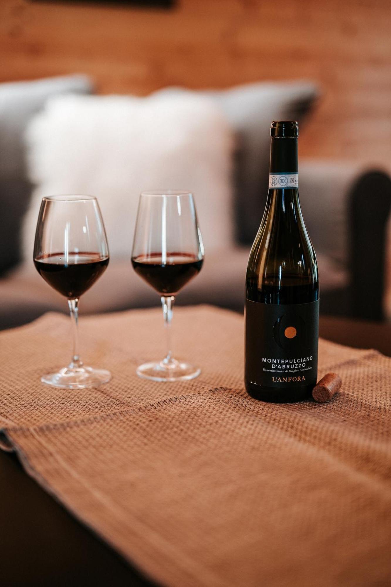 Basciano L'Anfora Country Club Bed & Breakfast エクステリア 写真