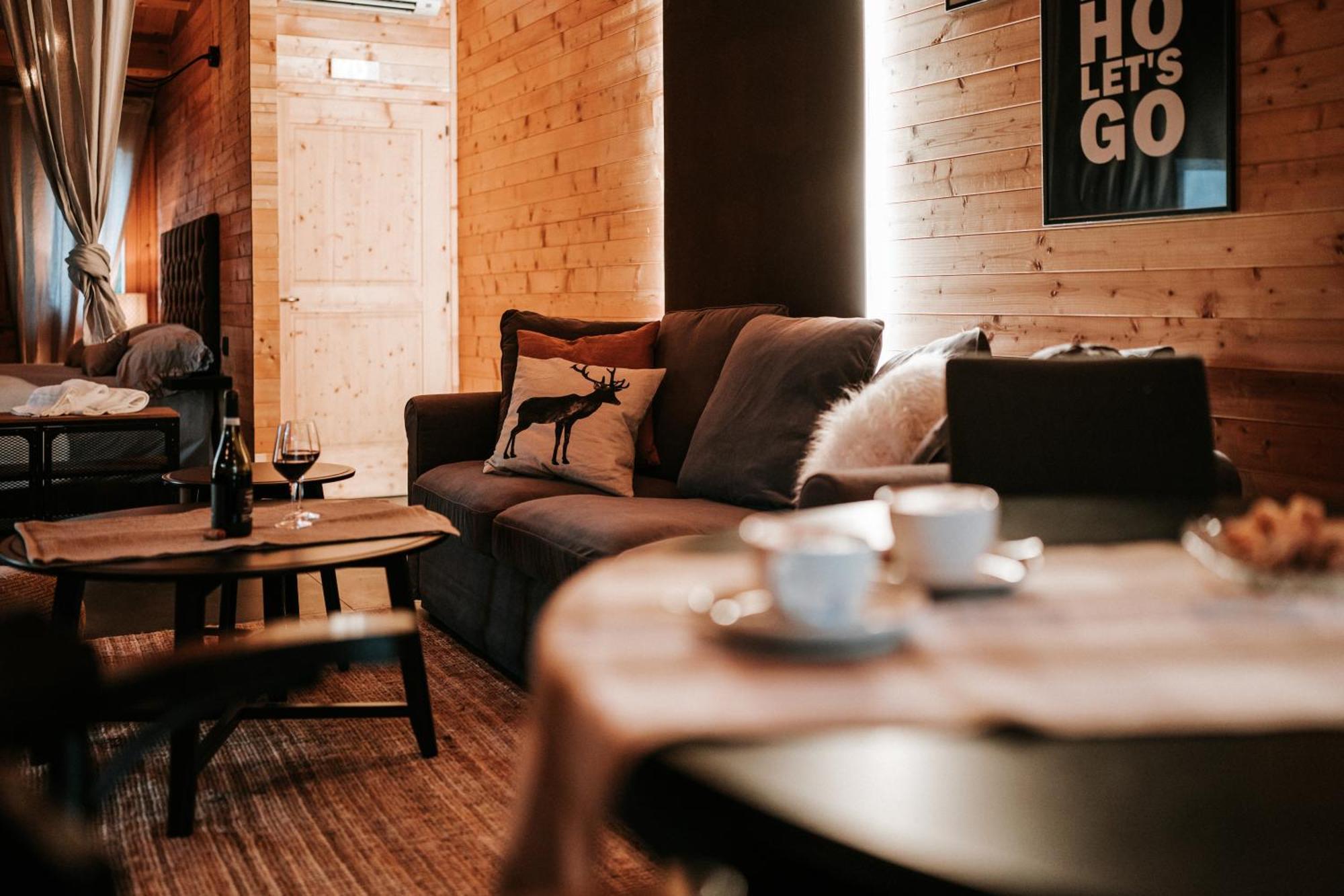 Basciano L'Anfora Country Club Bed & Breakfast エクステリア 写真
